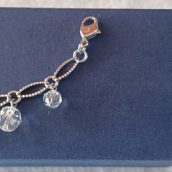 Authentic Swarovski Crystal SPARKLE ball bracelet beautifully elegant! NEW - Picture 4 of 5
